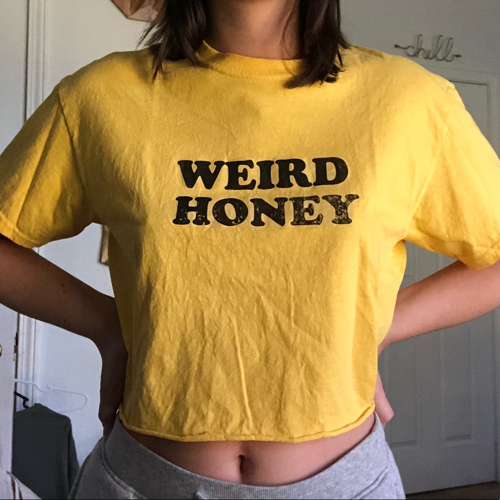 Weird Honey, yellow crop top.
